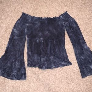 Off the shoulder long sleeve